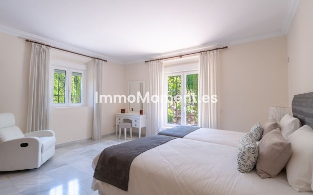 Wiederverkauf - Freistehende Villa - Estepona  - New Golden Mile