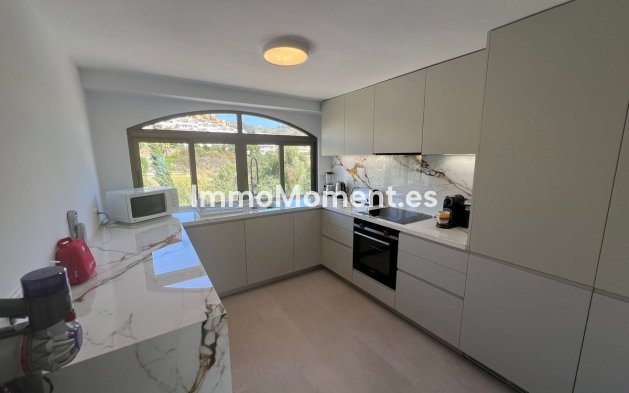Resale - Apartment - Mijas - Calahonda