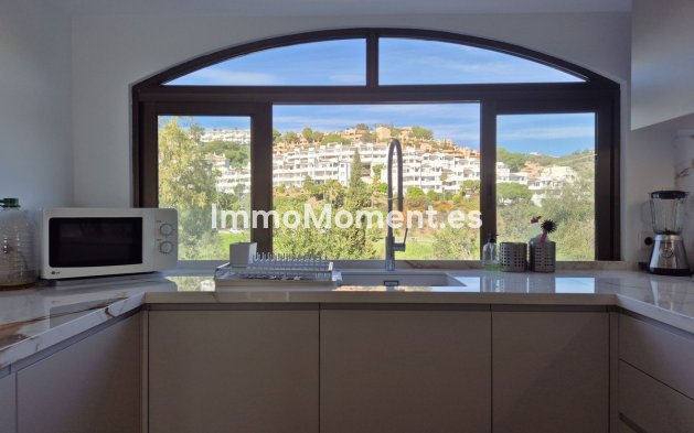 Resale - Apartment - Mijas - Calahonda