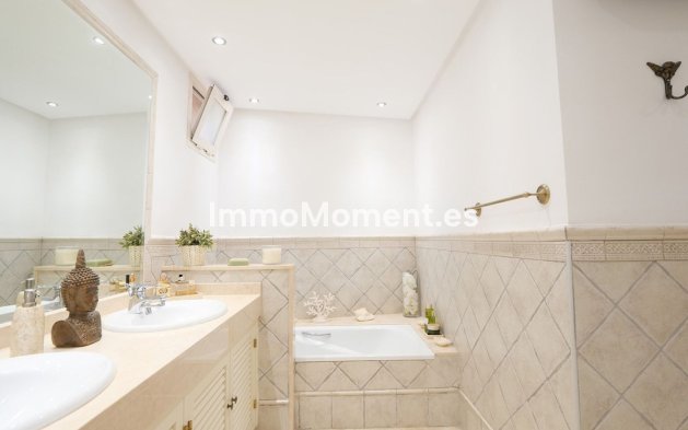 Wiederverkauf - Wohnung - Marbella - La Mairena