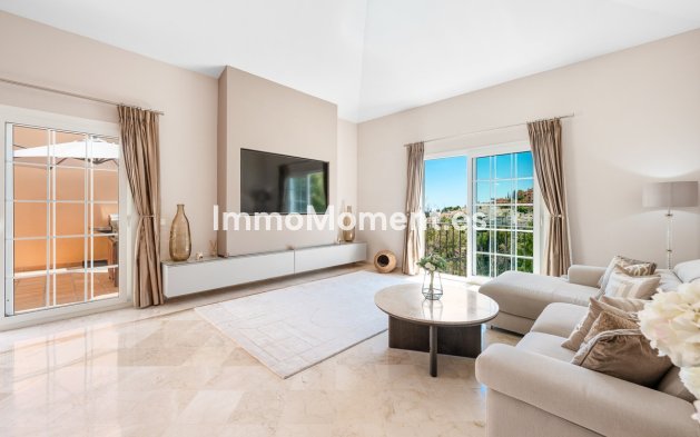 Wiederverkauf - Freistehende Villa - Marbella - Nueva Andalucía