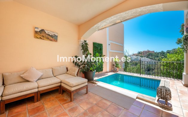 Wiederverkauf - Freistehende Villa - Marbella - Nueva Andalucía