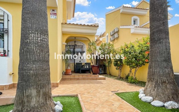 Resale - Detached villa - Orihuela - Los Dolses
