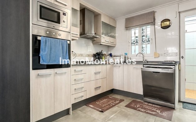 Resale - Detached villa - Orihuela - Los Dolses