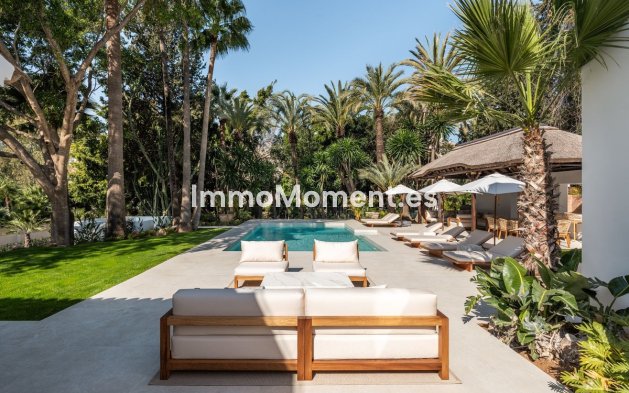 Wiederverkauf - Freistehende Villa - Marbella - Nueva Andalucía