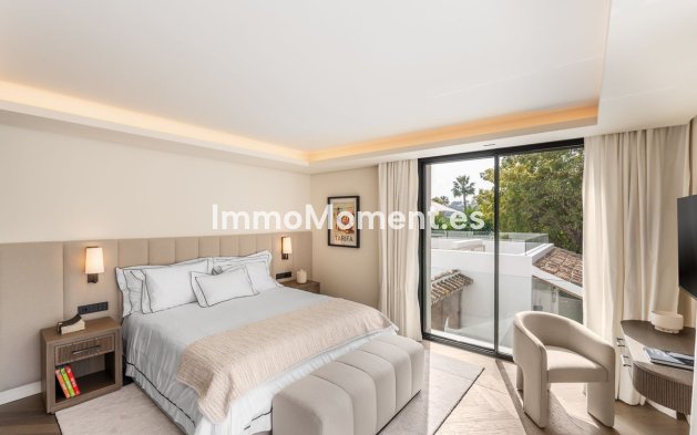 Wiederverkauf - Freistehende Villa - Marbella - Nueva Andalucía