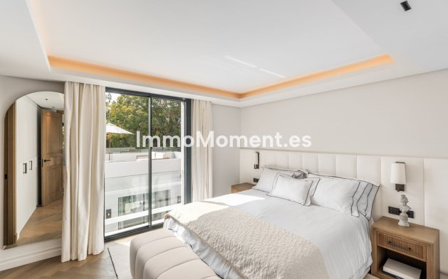 Wiederverkauf - Freistehende Villa - Marbella - Nueva Andalucía