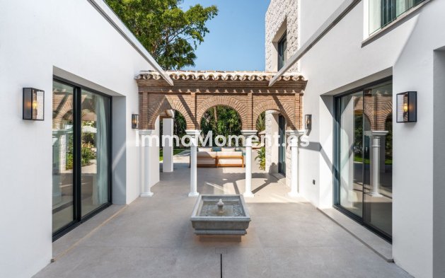 Wiederverkauf - Freistehende Villa - Marbella - Nueva Andalucía