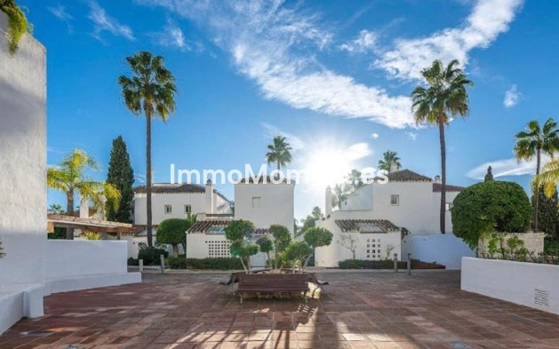 Wiederverkauf - Wohnung - Marbella - Bahía de Marbella
