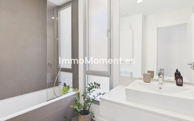 Revente - Villa individuelle - Estepona  - Cancelada