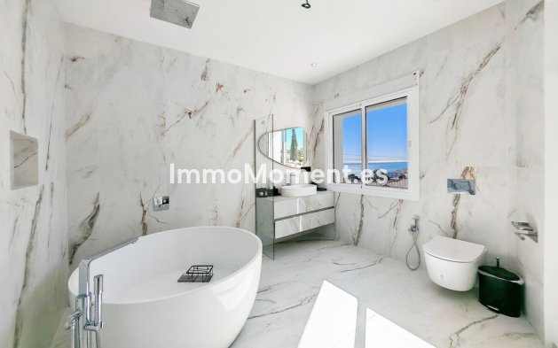 Wiederverkauf - Freistehende Villa - Benalmadena - Benalmadena Centro