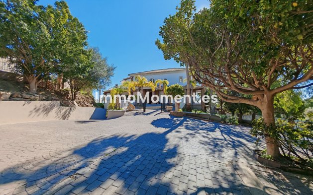 Wiederverkauf - Freistehende Villa - Benalmadena - Benalmadena Centro