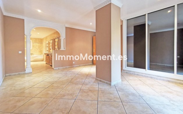Wiederverkauf - Freistehende Villa - Benalmadena - Benalmadena Centro