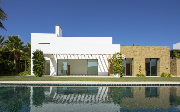Obra nueva - Villa independiente - Casares