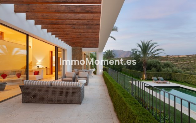 Obra nueva - Villa independiente - Casares