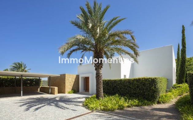 Obra nueva - Villa independiente - Casares