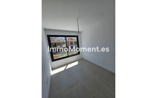 Revente - Villa individuelle - Estepona  - Atalaya