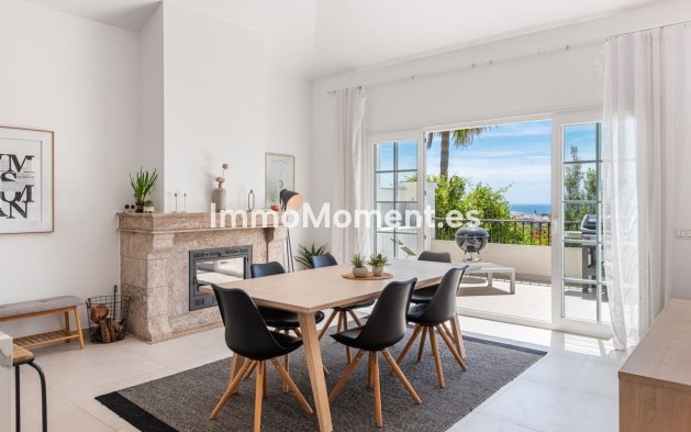 Wiederverkauf - Freistehende Villa - Marbella - Nueva Andalucía