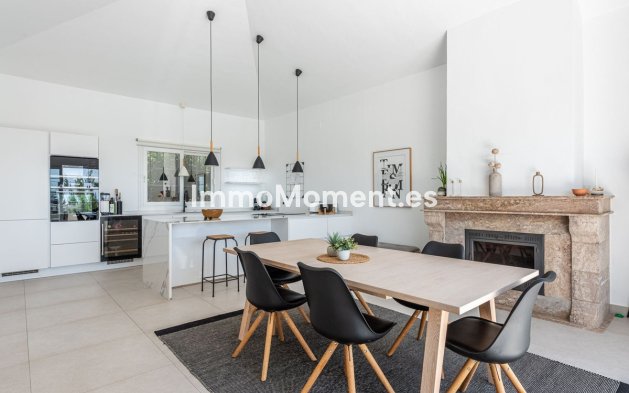 Wiederverkauf - Freistehende Villa - Marbella - Nueva Andalucía