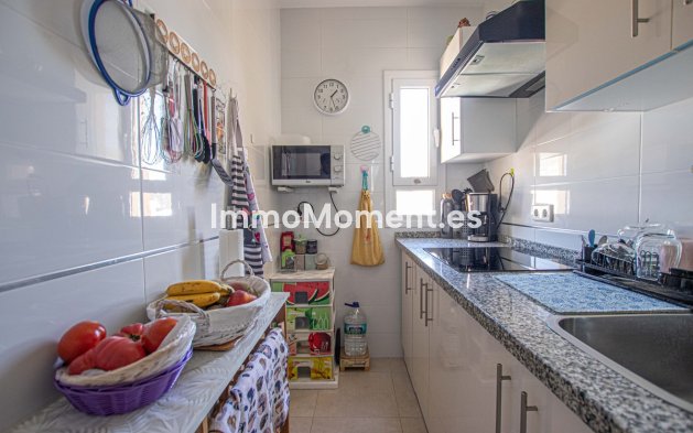 Resale - Apartment - Benalmadena - Benalmadena Centro