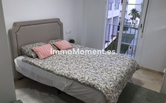 Resale - Apartment - Manilva - Punta Chullera