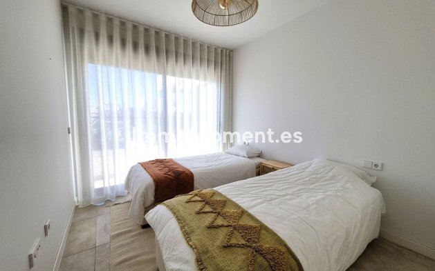 Revente - Appartement - Estepona  - Estepona Centro