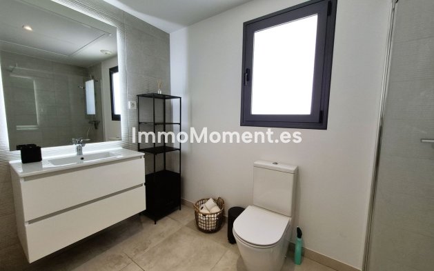 Revente - Appartement - Estepona  - Estepona Centro