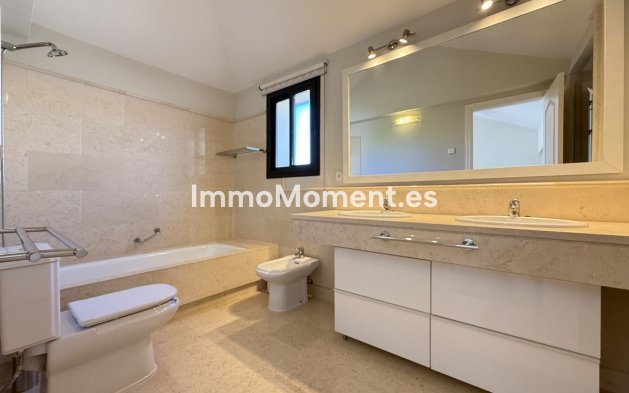 Bestaande woning - Appartement - Benahavís - Benahavís Centro