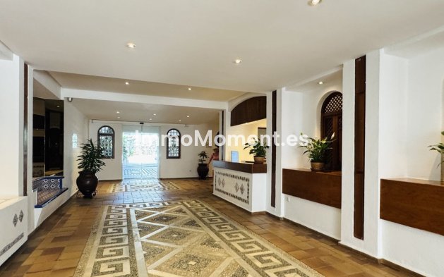 Wiederverkauf - Wohnung - Marbella - Puerto Banús