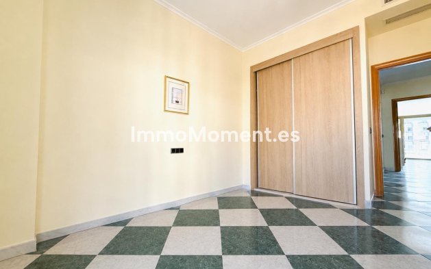 Wiederverkauf - Wohnung - Torremolinos