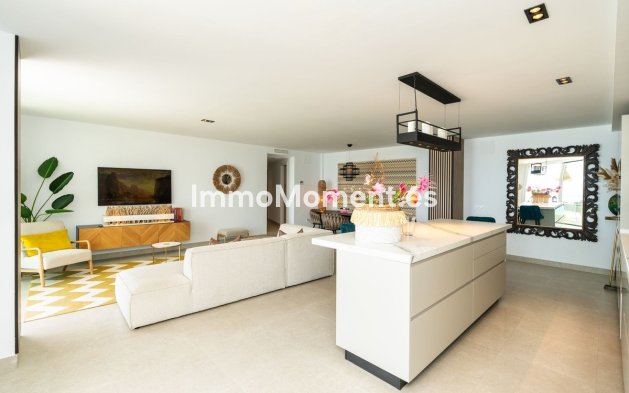 Resale - Apartment - Benalmadena - Torrequebrada