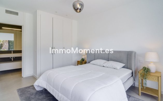 Bestaande woning - Vrijstaande villa - Estepona  - Estepona Centro
