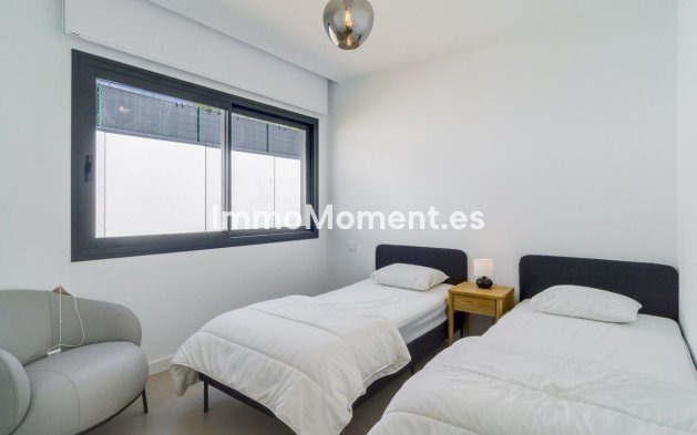 Bestaande woning - Vrijstaande villa - Estepona  - Estepona Centro