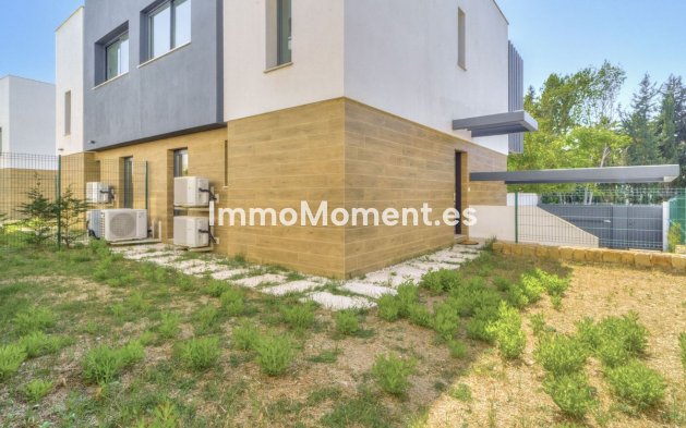 Bestaande woning - Vrijstaande villa - Estepona  - Estepona Centro