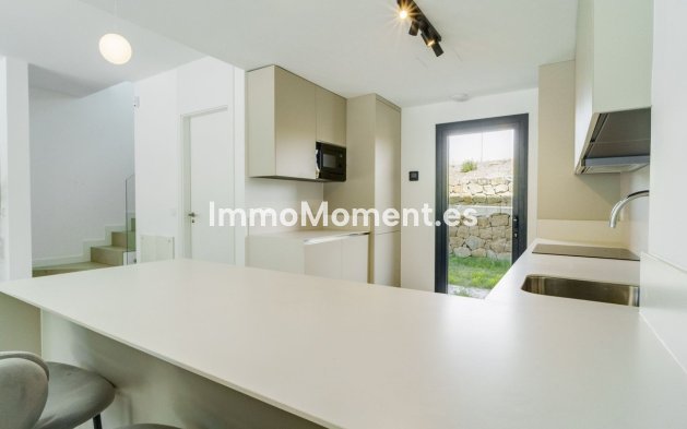 Bestaande woning - Vrijstaande villa - Estepona  - Estepona Centro