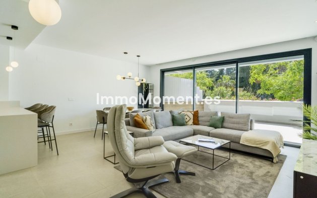 Bestaande woning - Vrijstaande villa - Estepona  - Estepona Centro