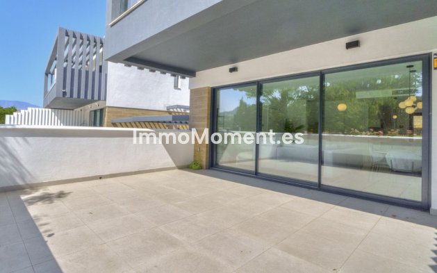 Bestaande woning - Vrijstaande villa - Estepona  - Estepona Centro