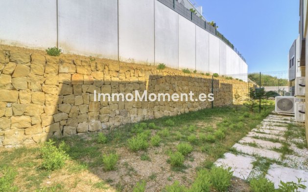 Bestaande woning - Vrijstaande villa - Estepona  - Estepona Centro
