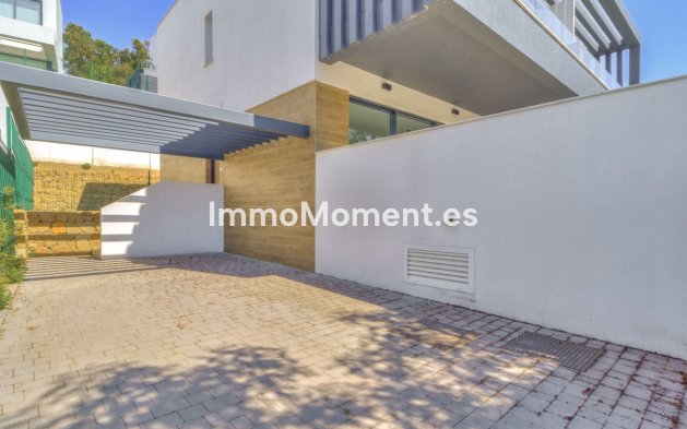 Bestaande woning - Vrijstaande villa - Estepona  - Estepona Centro