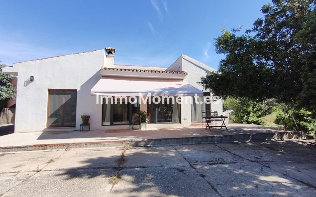 Resale - Country house - Inland  - Alhaurín el Grande Centro