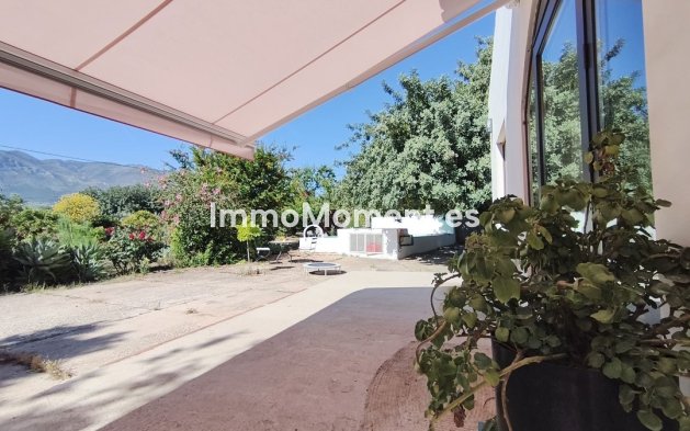 Resale - Country house - Inland  - Alhaurín el Grande Centro