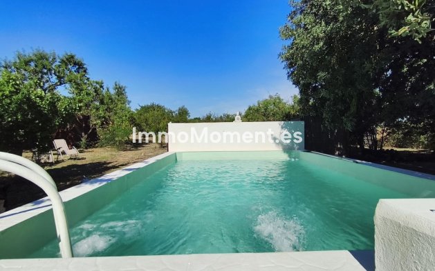 Resale - Country house - Inland  - Alhaurín el Grande Centro