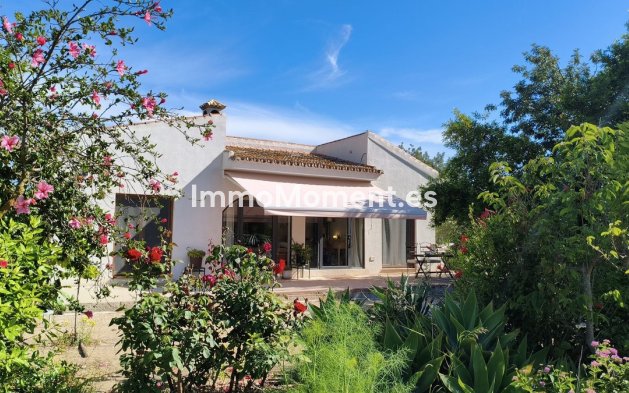 Resale - Country house - Inland  - Alhaurín el Grande Centro