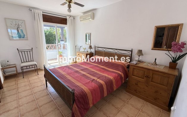 Resale - Detached villa - Inland  - Coín