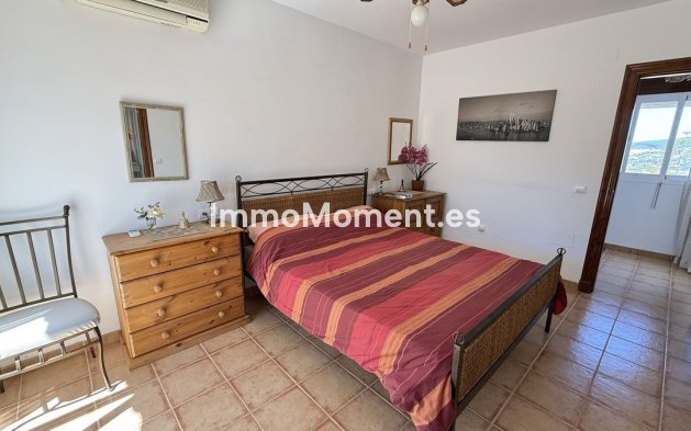 Resale - Detached villa - Inland  - Coín