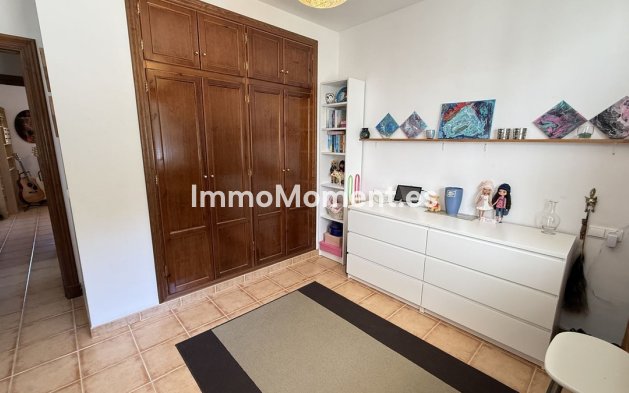 Resale - Detached villa - Inland  - Coín