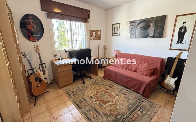 Resale - Detached villa - Inland  - Coín