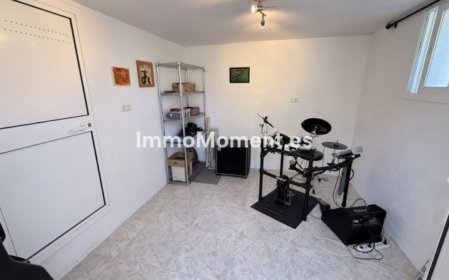 Resale - Detached villa - Inland  - Coín
