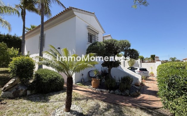 Resale - Detached villa - Inland  - Coín
