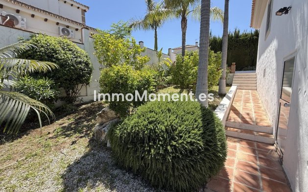 Resale - Detached villa - Inland  - Coín